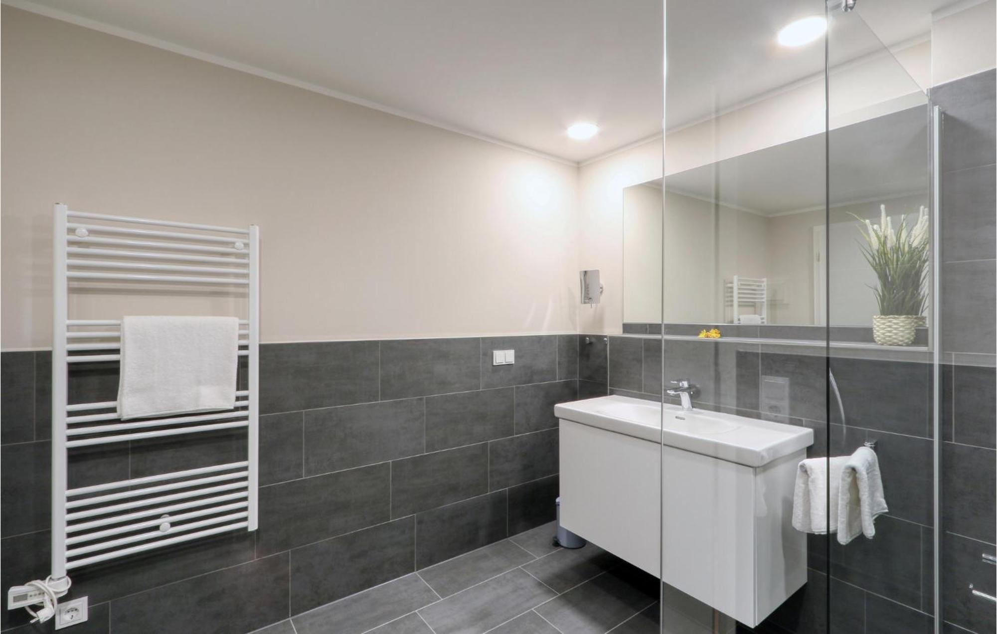 Beautiful apartment in Boltenhagen with 2 Bedrooms, Sauna&WiFi Buitenkant foto